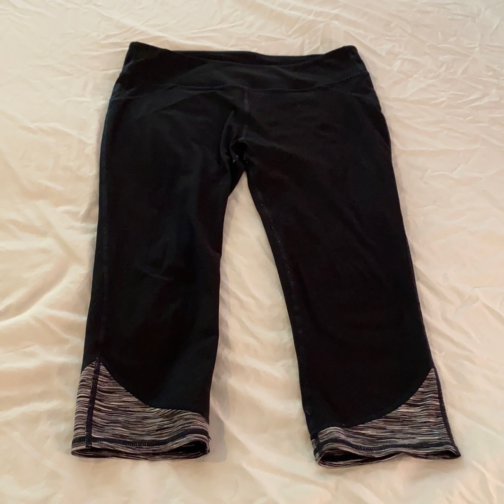 Fabletics capri black leggings w/ ankle detail.EUC